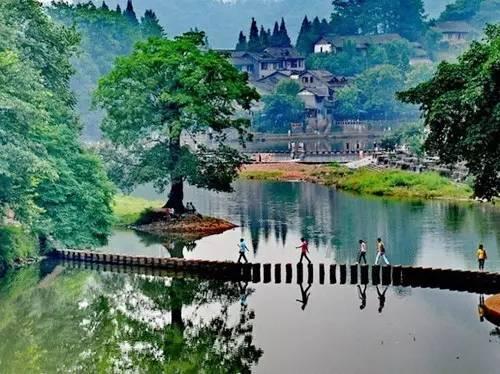 玩撞三国